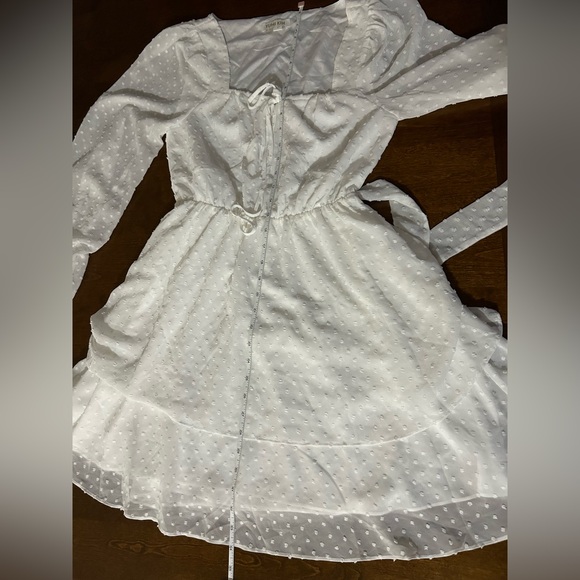 Yumi Kim Long Sleeve Dress NWT - Picture 4 of 6